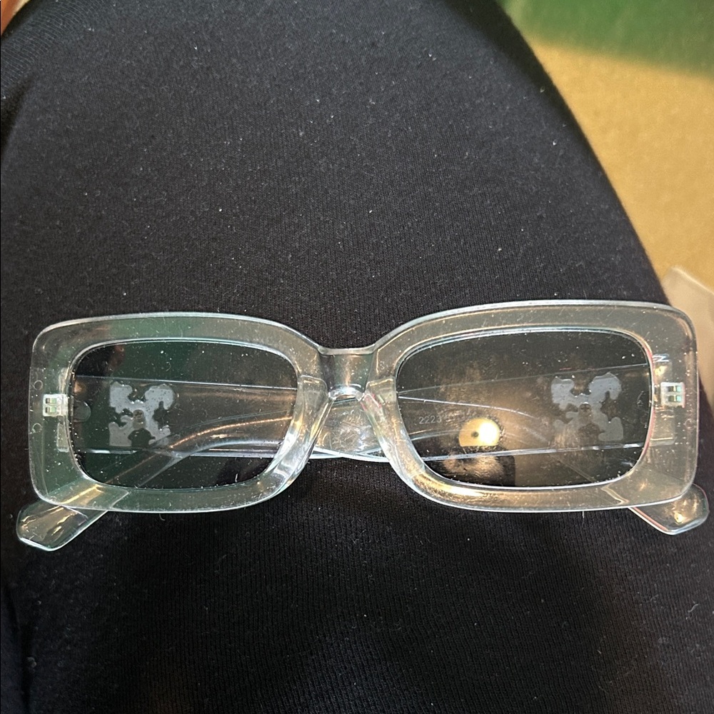 sunglasses